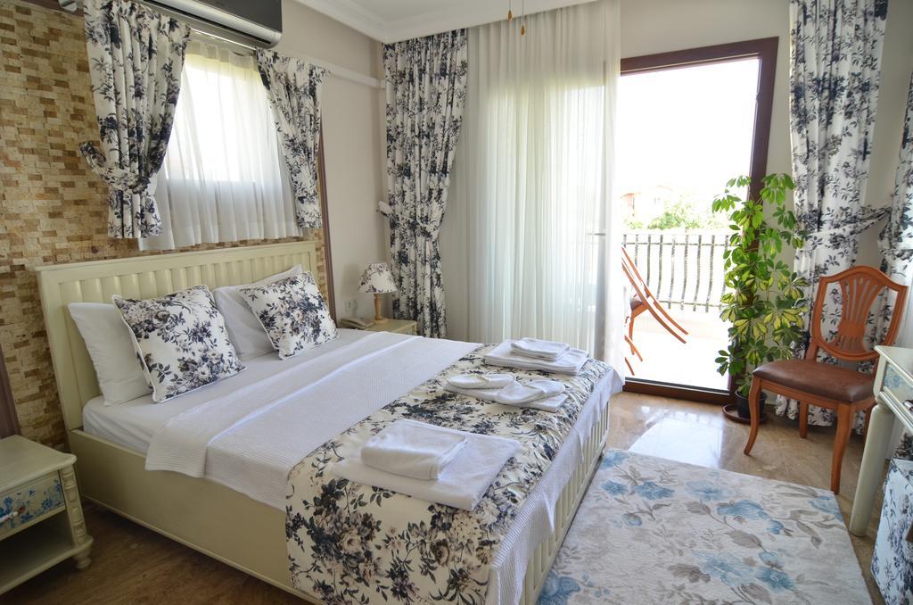 Cunda Paradise Butik Otel ไอวาลิค ภายนอก รูปภาพ